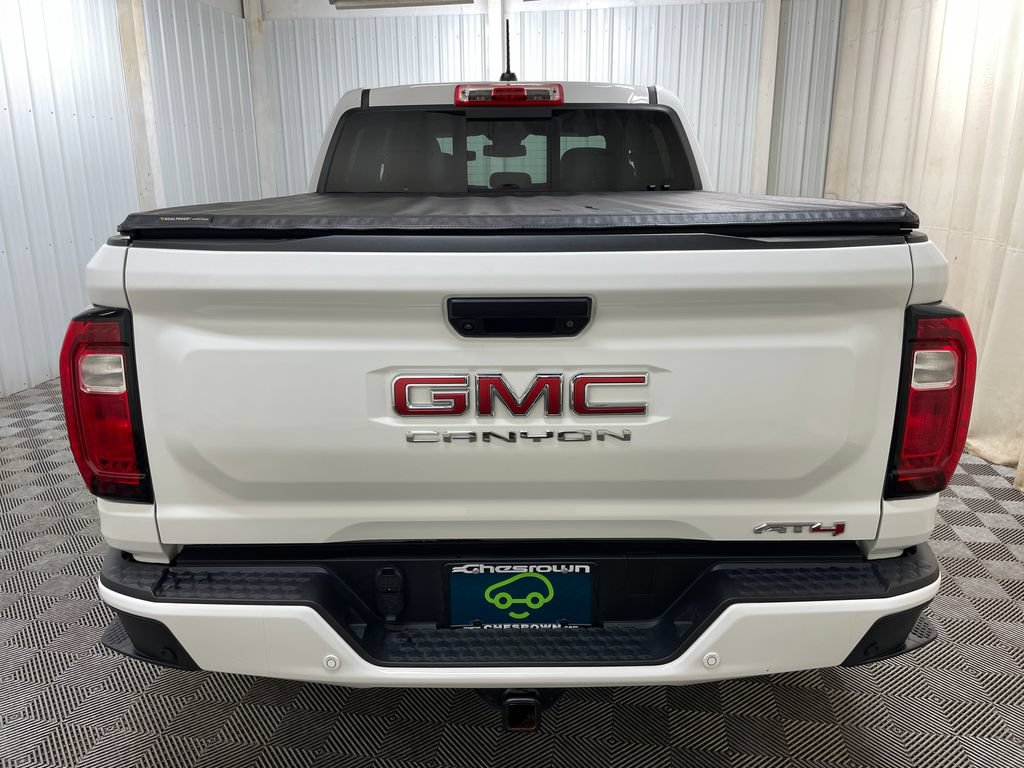 Used 2024 GMC Canyon AT4 w/ AT4 Premium Package AWD/4WD image 6