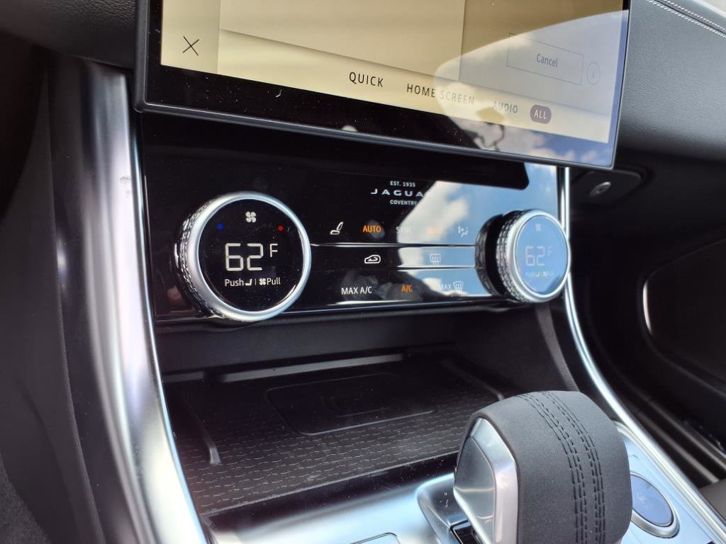 Used 2024 Jaguar XF R-Dynamic SE AWD/4WD image 18