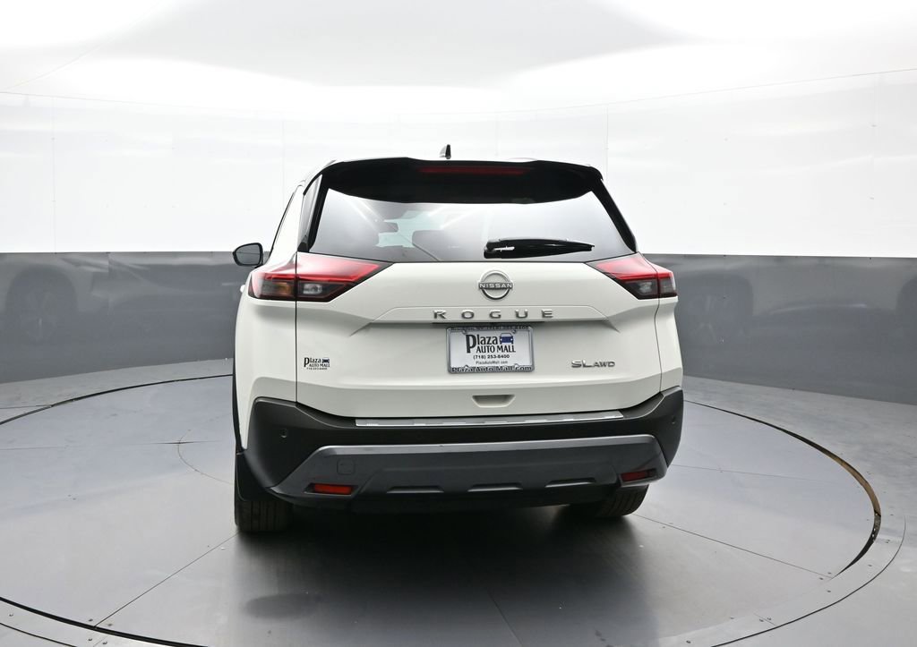 Used 2023 Nissan Rogue SL w/ SL Premium Package image 7