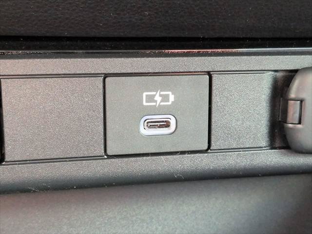 Certified 2026 Toyota Prius Plug-In Hybrid FWD image 21