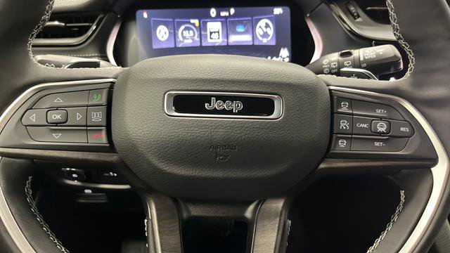 New 2026 Jeep Grand Cherokee Limited AWD/4WD image 16