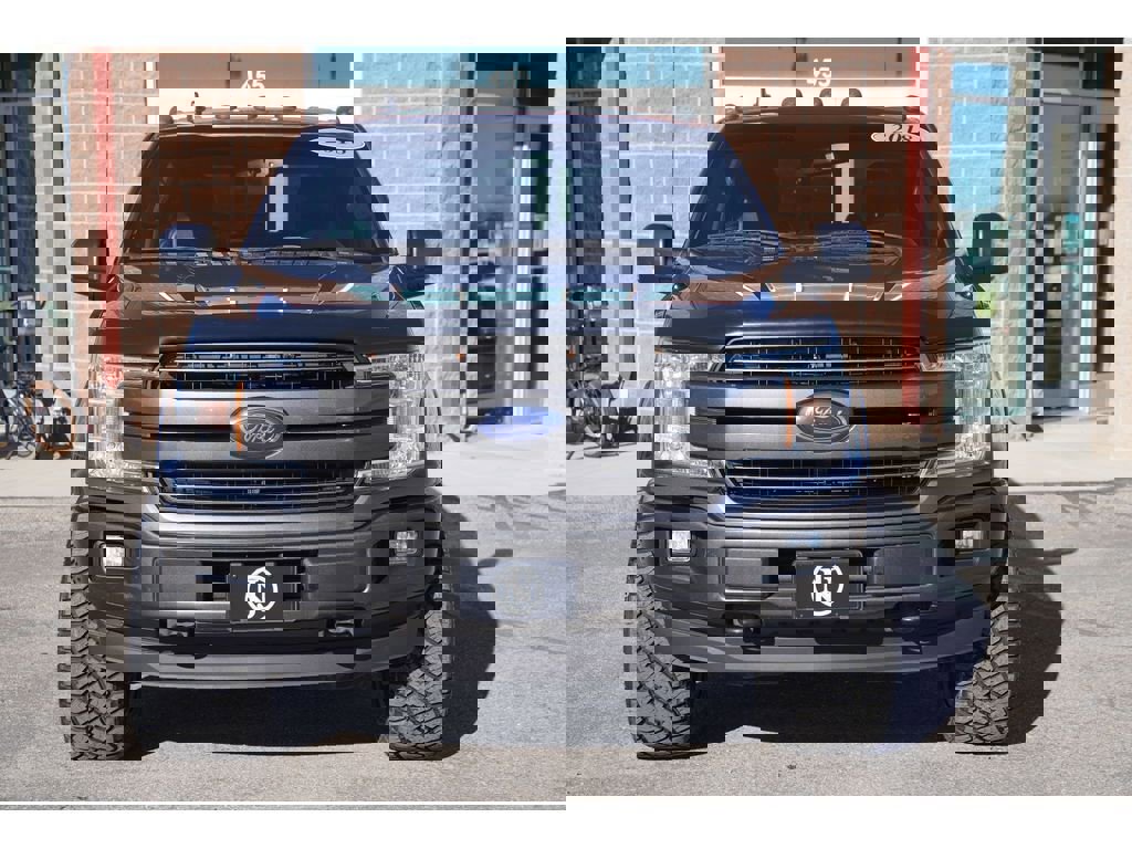 Used 2018 Ford F150 Lariat image 2