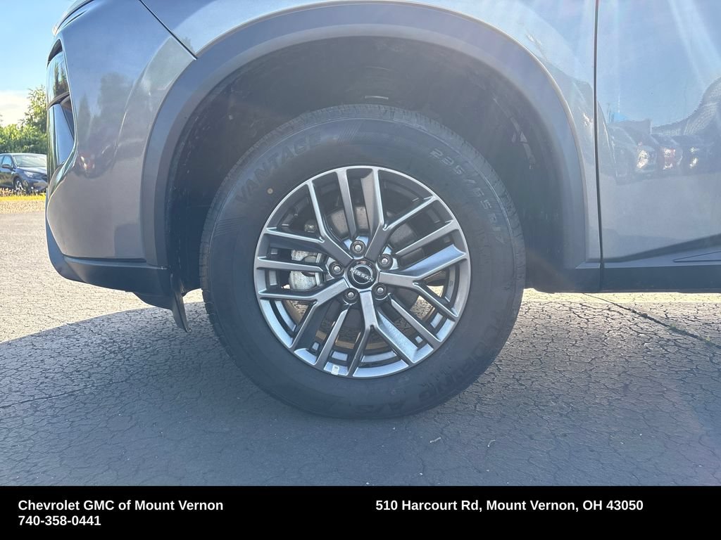 Used 2024 Nissan Rogue S AWD/4WD image 24