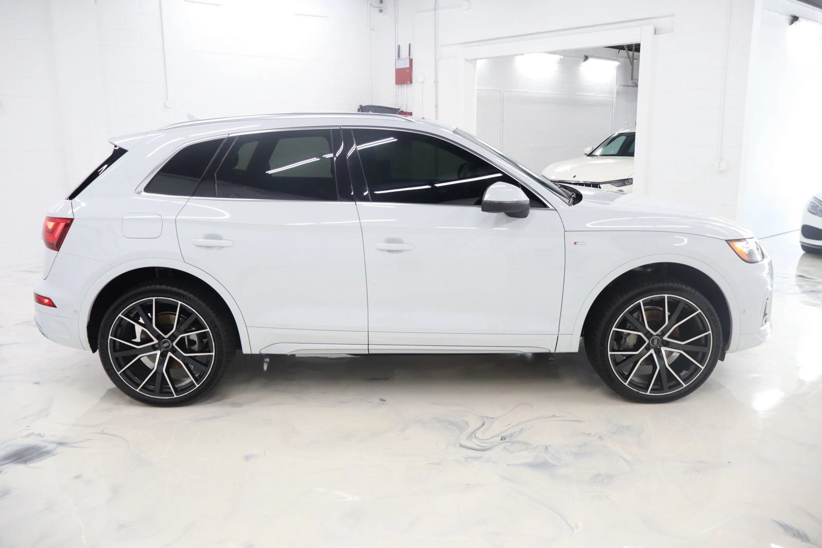 Used 2024 Audi Q5 2.0T Prestige AWD/4WD image 12