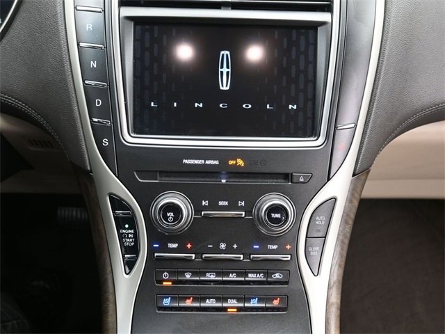 Used 2018 Lincoln MKX Reserve w/ Lincoln MKX Climate Package image 13