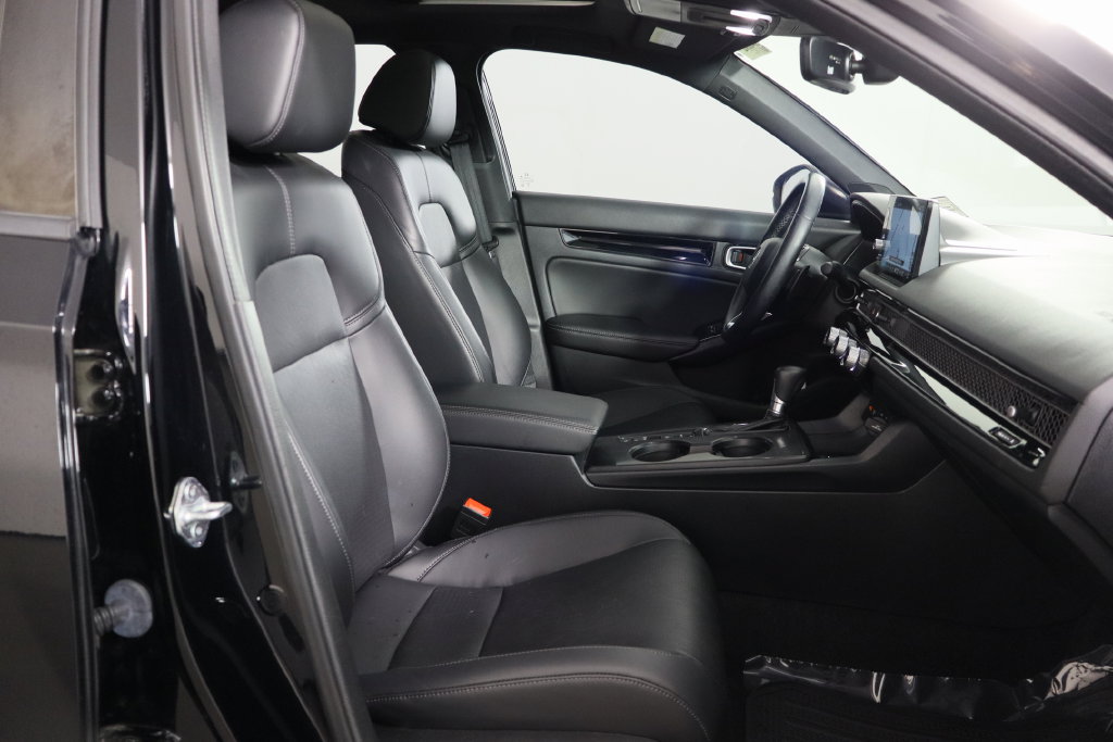Used 2023 Honda Civic Sport Touring image 11