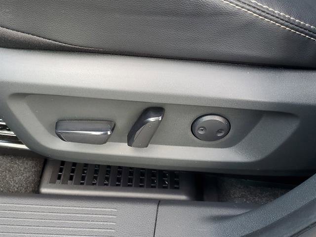 Used 2023 Nissan Rogue SL w/ SL Premium Package image 42