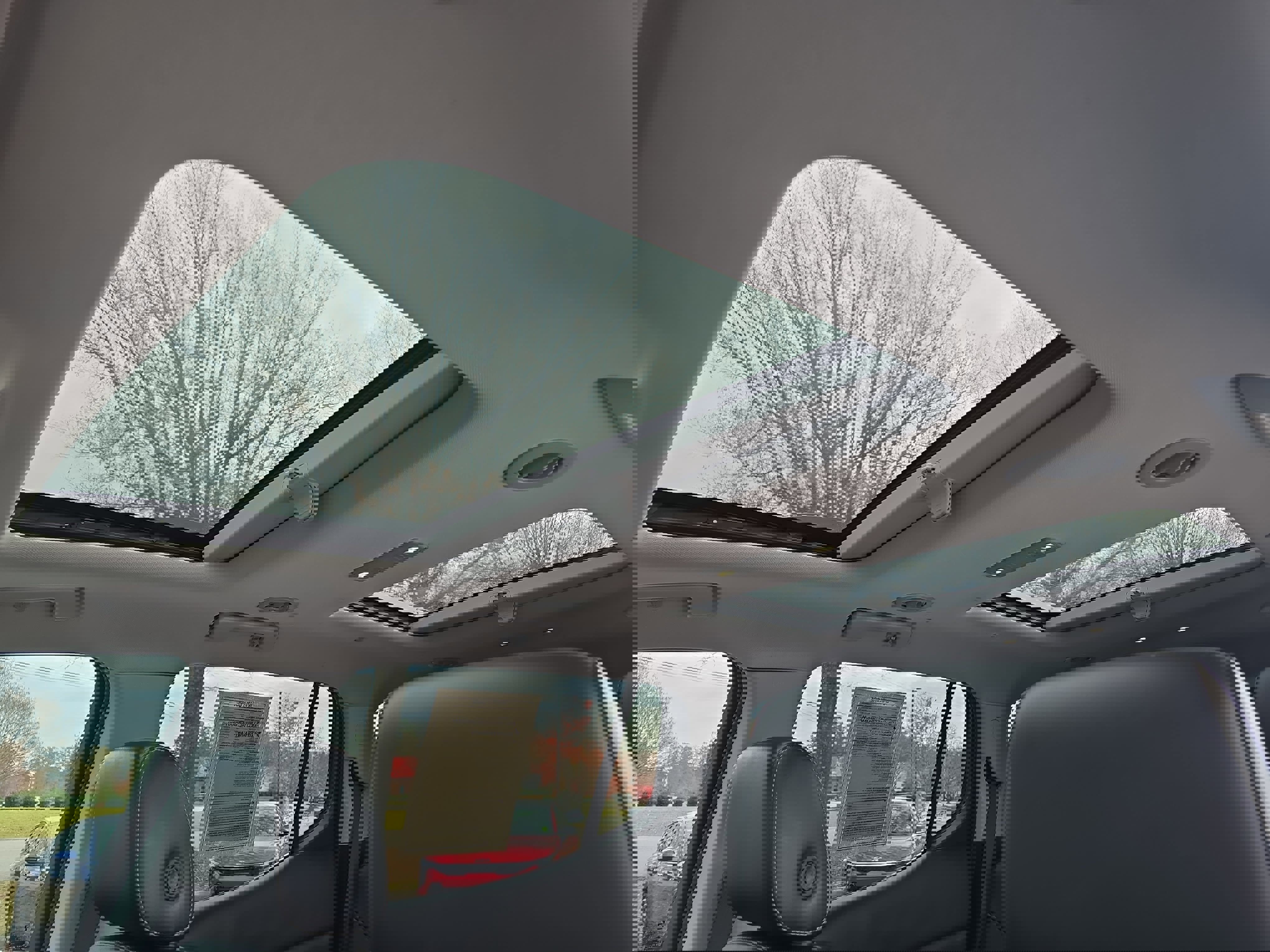 Used 2018 GMC Acadia SLT image 32