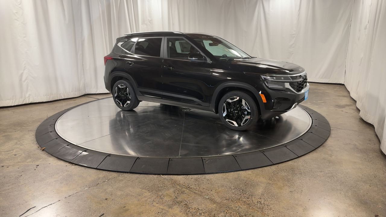 New 2026 Kia Seltos SX image 3