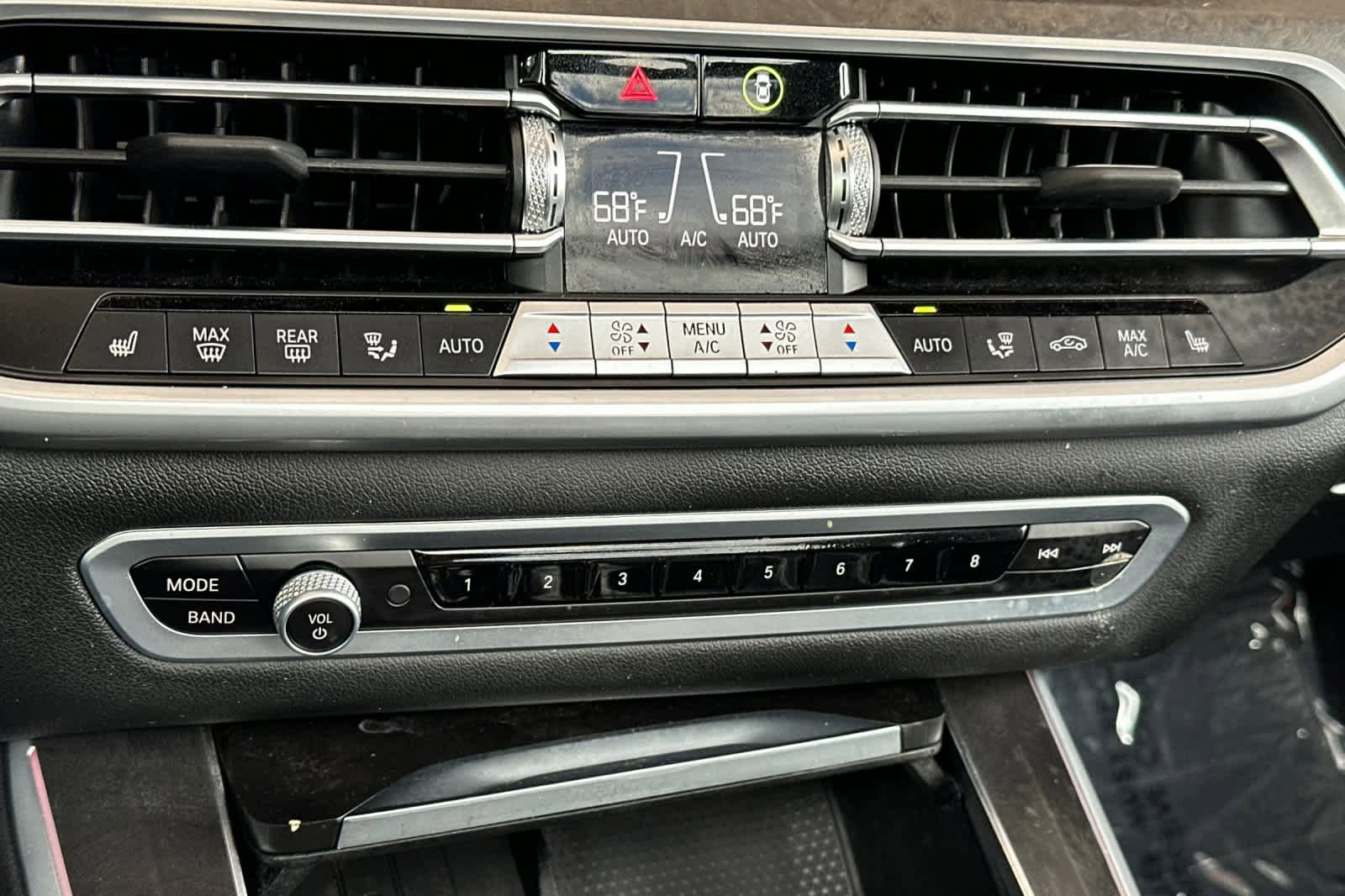 Used 2023 BMW X5 xDrive40i w/ Parking Assistance Package image 23