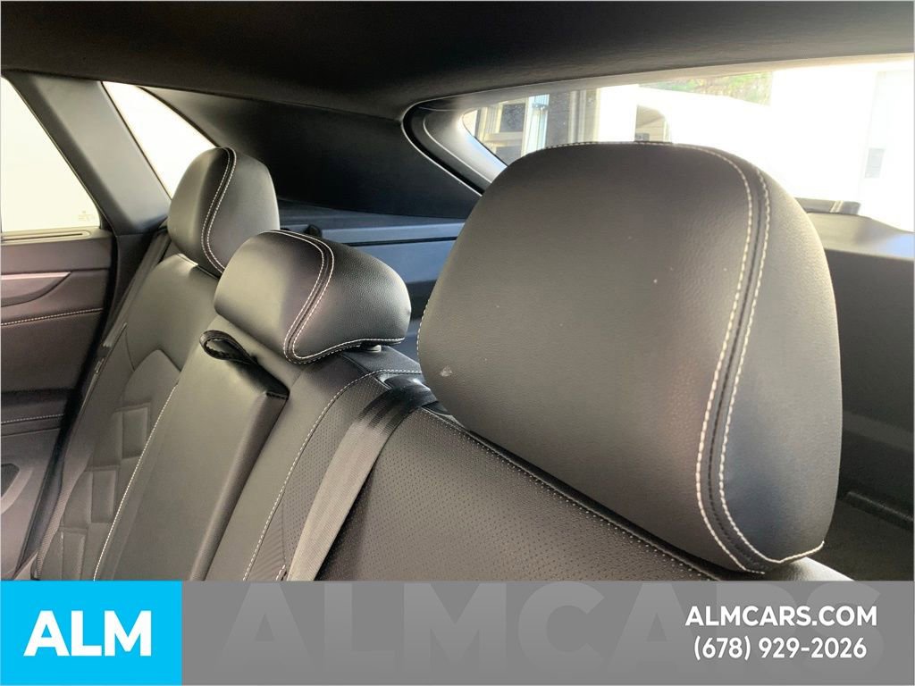 Used 2025 Volkswagen Atlas Cross Sport SE image 33