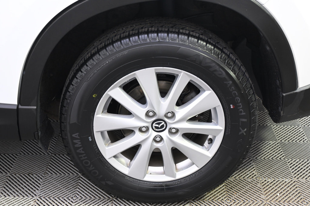Used 2016 MAZDA CX-5 Sport w/ Rear Camera Package AWD/4WD image 16