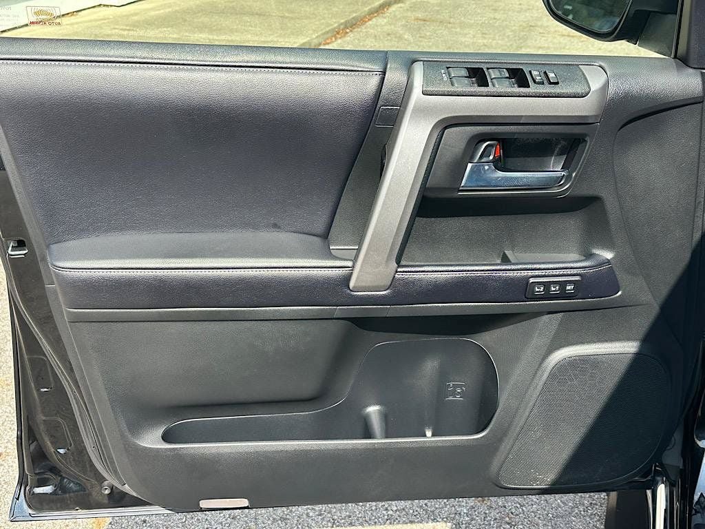 Certified 2020 Toyota 4Runner Limited AWD/4WD image 14