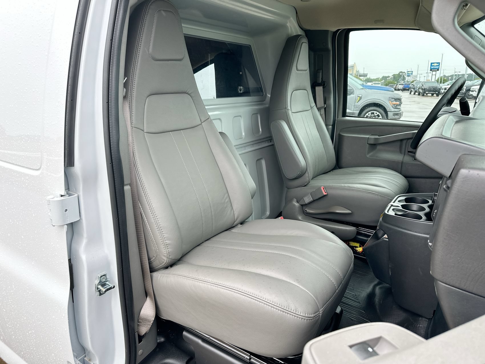 New 2026 Chevrolet Express 2500 w/ Driver Convenience Package RWD image 24