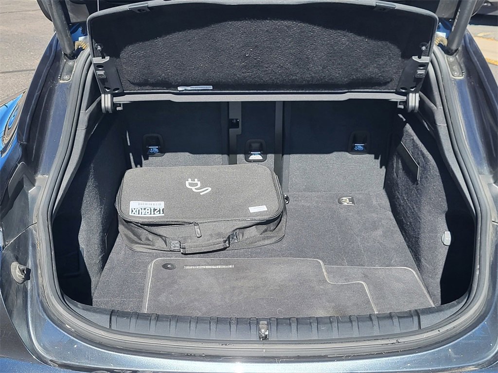 Used 2022 Porsche Taycan 4 Cross Turismo w/ Premium Package image 17