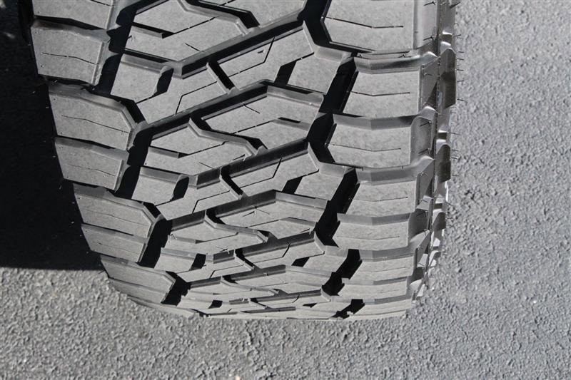 Used 2019 Ford F350 Platinum w/ Platinum Ultimate Package AWD/4WD image 44