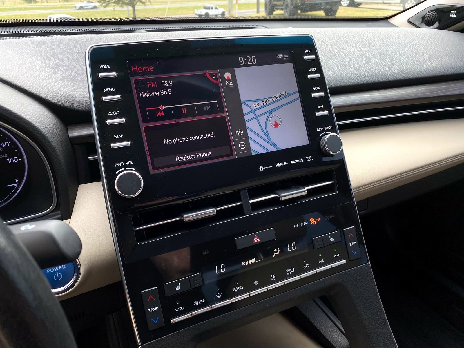 Used 2021 Toyota Avalon XLE w/ Moonroof Package image 15