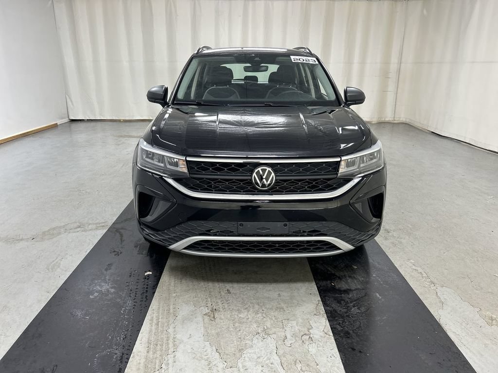 Used 2023 Volkswagen Taos S w/ Driver Assistance Package AWD/4WD image 3