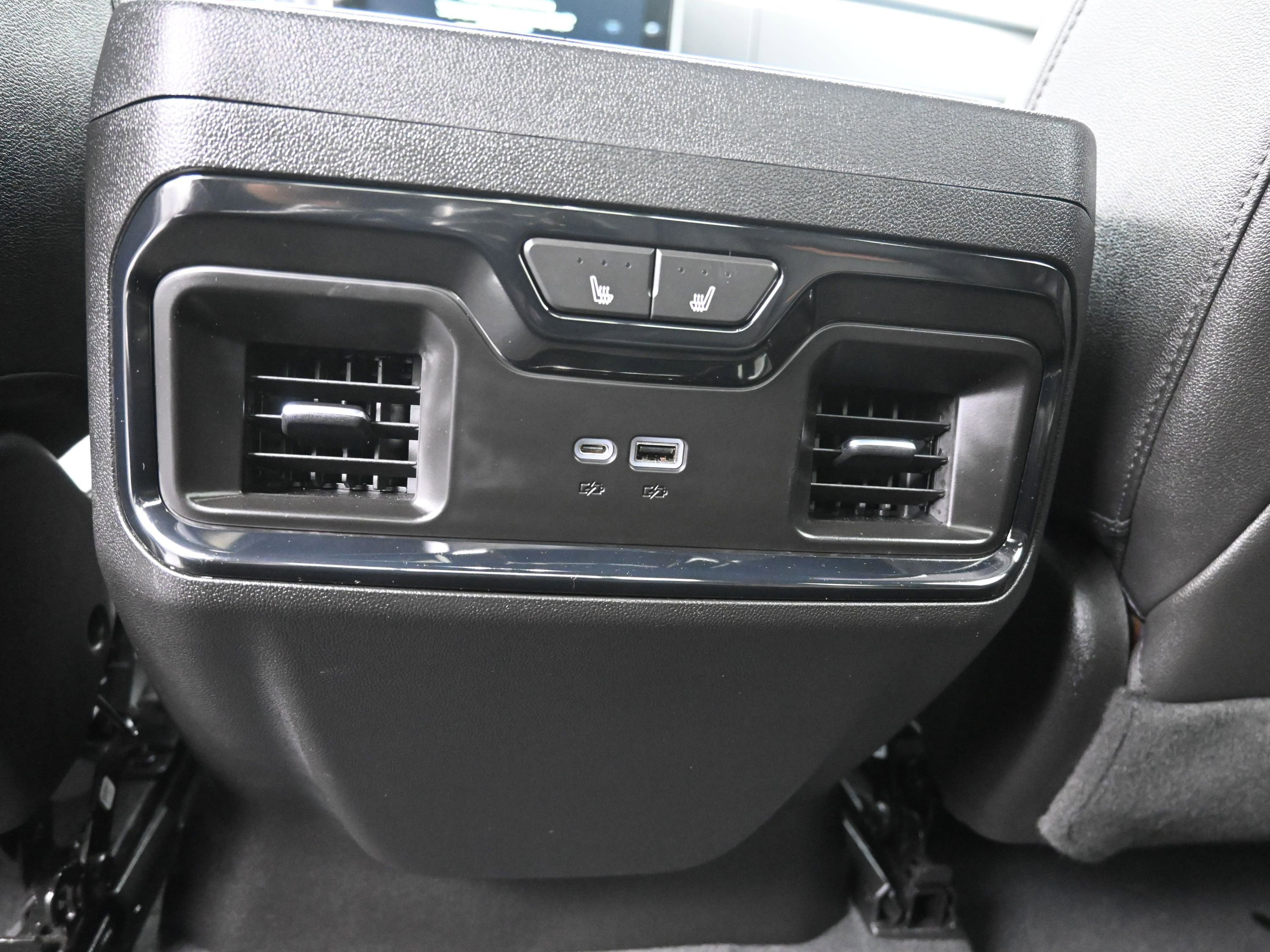 Used 2022 GMC Sierra 1500 AT4 w/ AT4 Preferred Package image 29