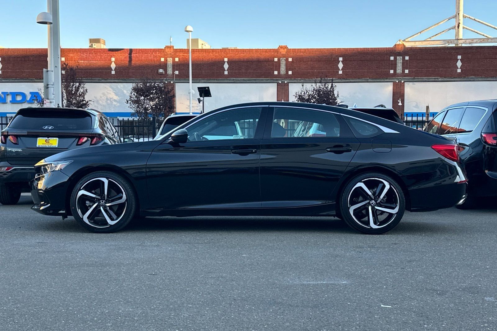 Used 2022 Honda Accord Sport image 7