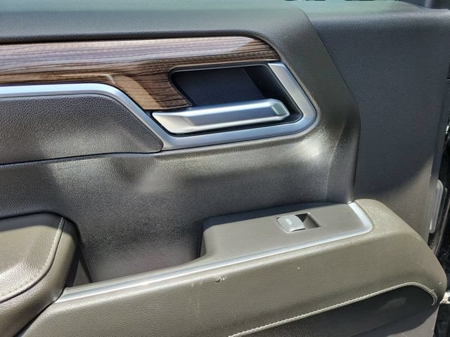 Used 2025 Chevrolet Silverado 1500 LT RWD image 11