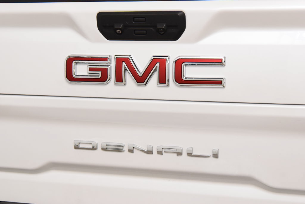 Used 2020 GMC Sierra 2500 Denali w/ Denali Ultimate Package AWD/4WD image 22