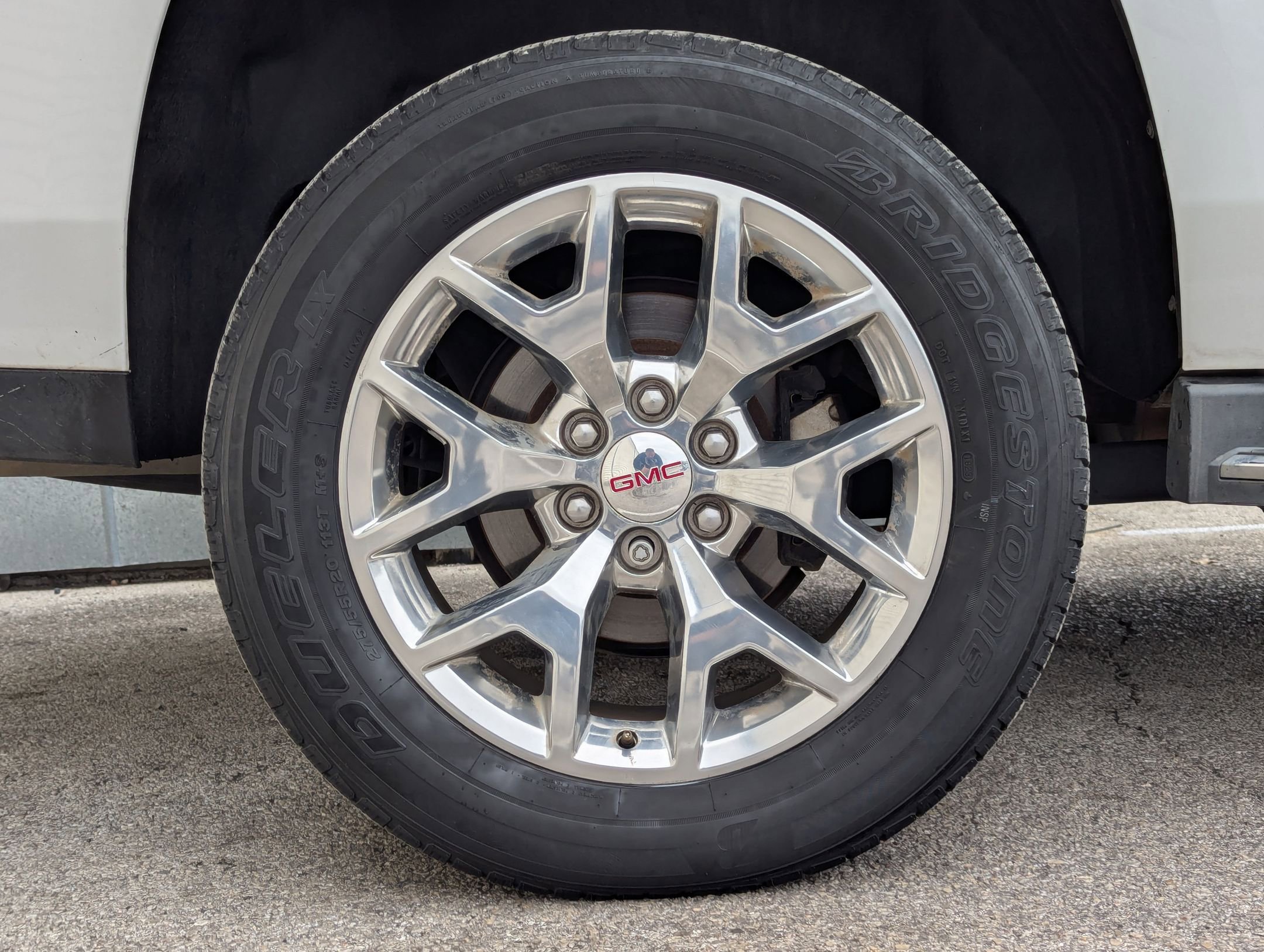 Used 2016 GMC Yukon SLT w/ Open Road Package image 32