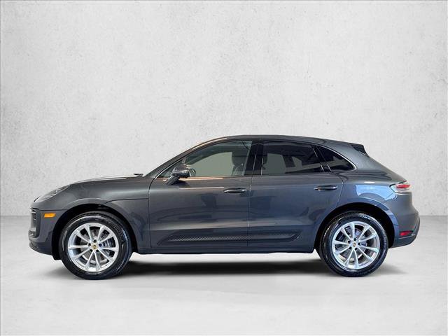 Certified 2026 Porsche Macan AWD/4WD image 2