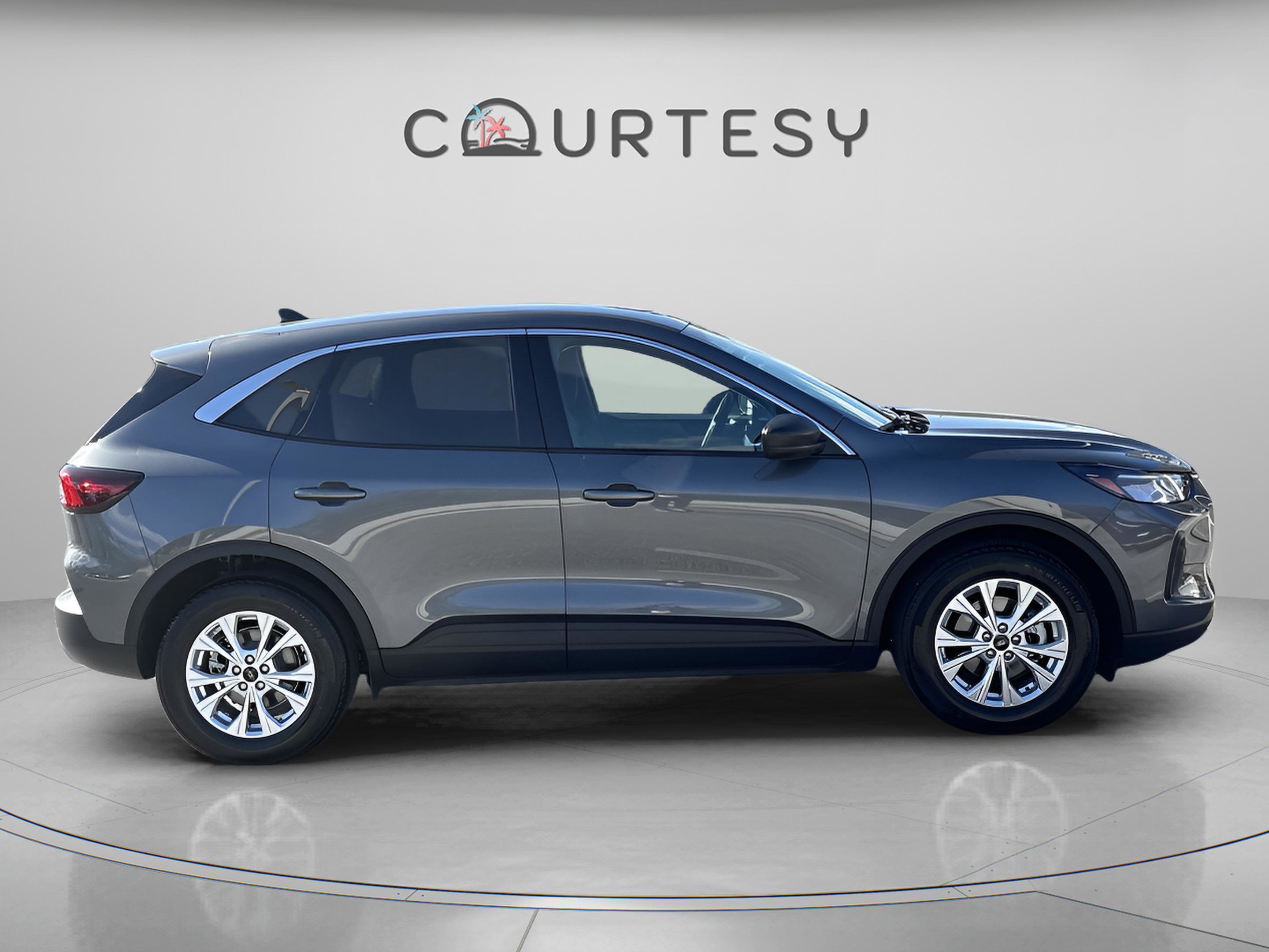 Used 2023 Ford Escape Active w/ Tech Pack #1 image 9