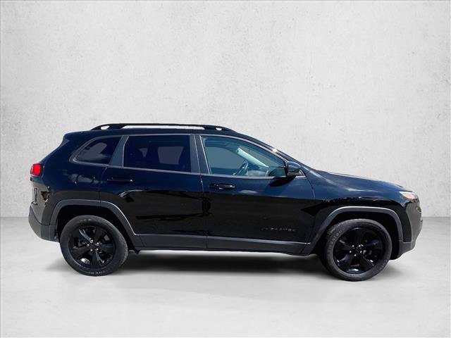 Used 2017 Jeep Cherokee High Altitude AWD/4WD image 5
