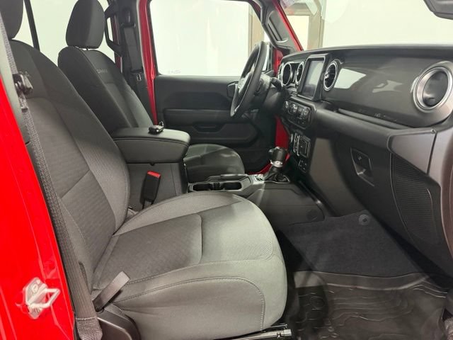 Used 2023 Jeep Wrangler Unlimited Sahara w/ LED Lighting Group AWD/4WD image 24