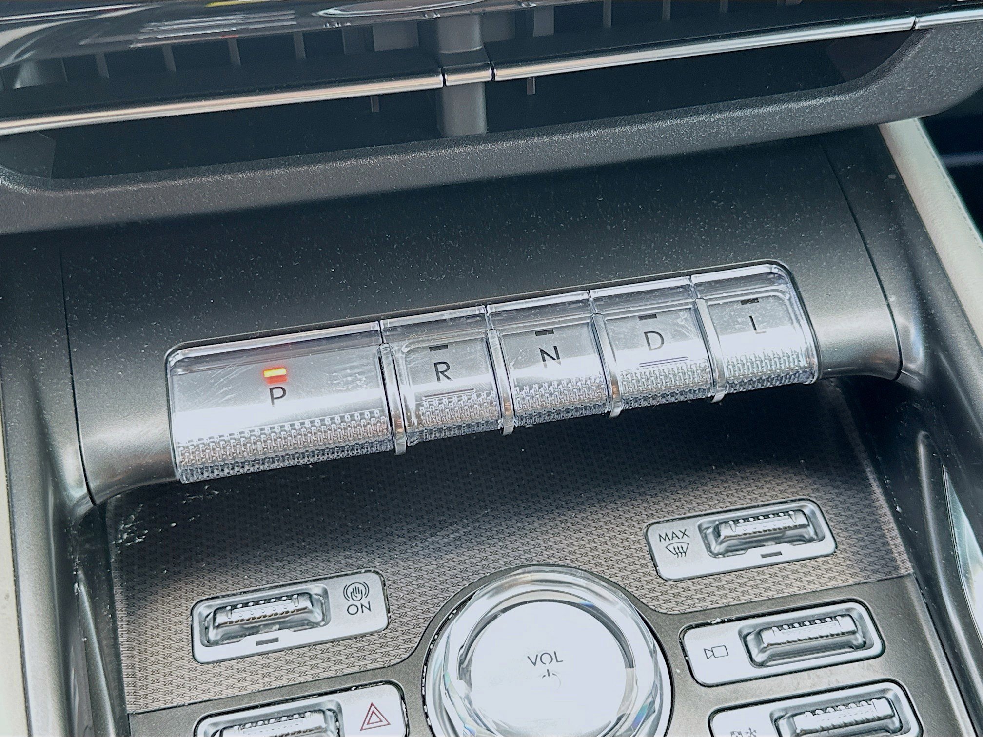 Used 2025 Lincoln Nautilus Premier image 14