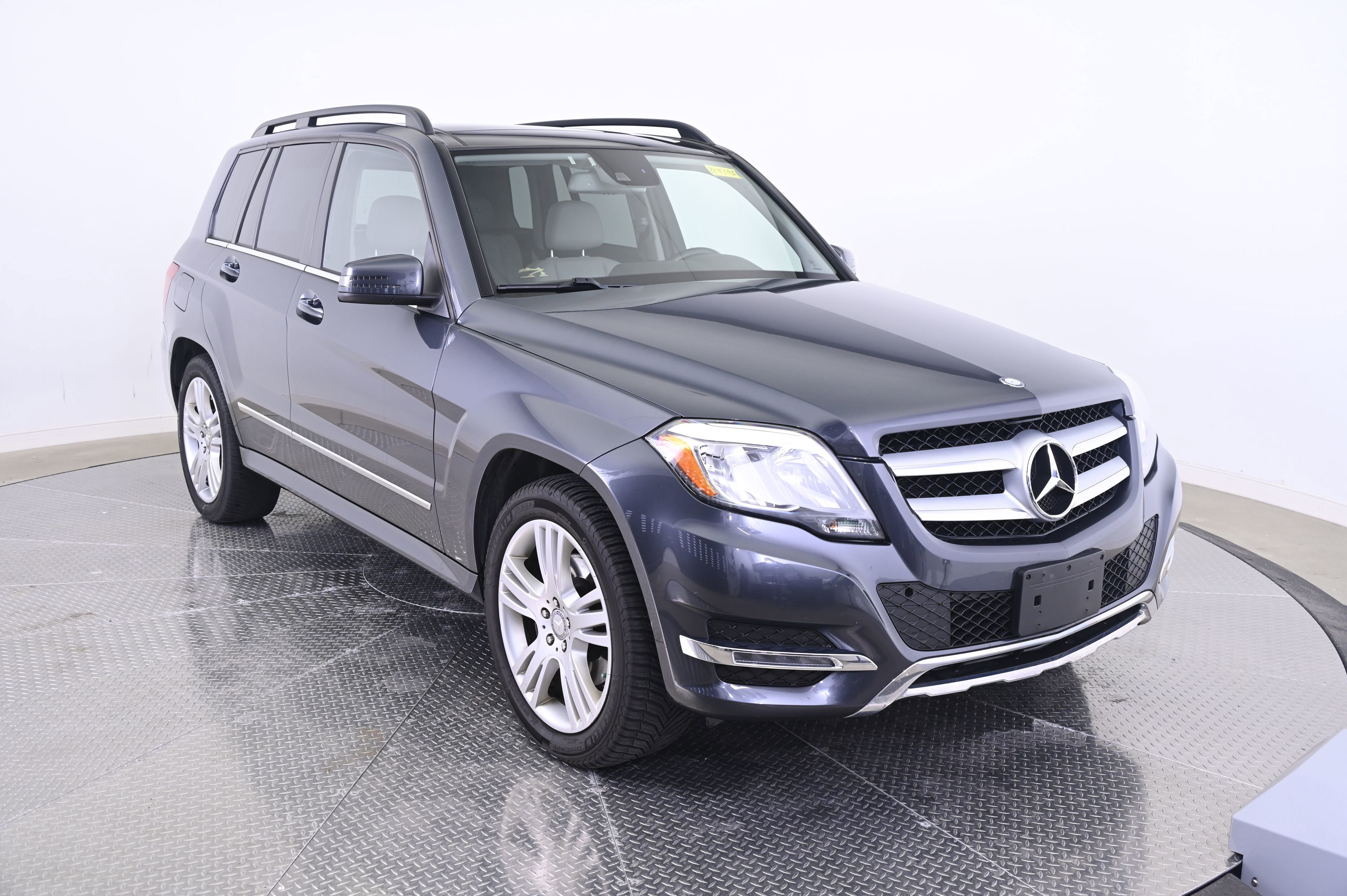 Used 2015 Mercedes-Benz GLK 350 4MATIC image 9