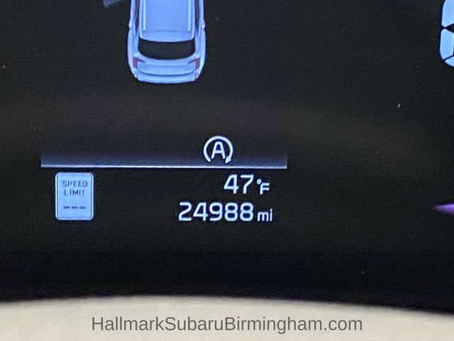 Used 2024 Kia Telluride EX w/ EX Captain's Chair Package image 24