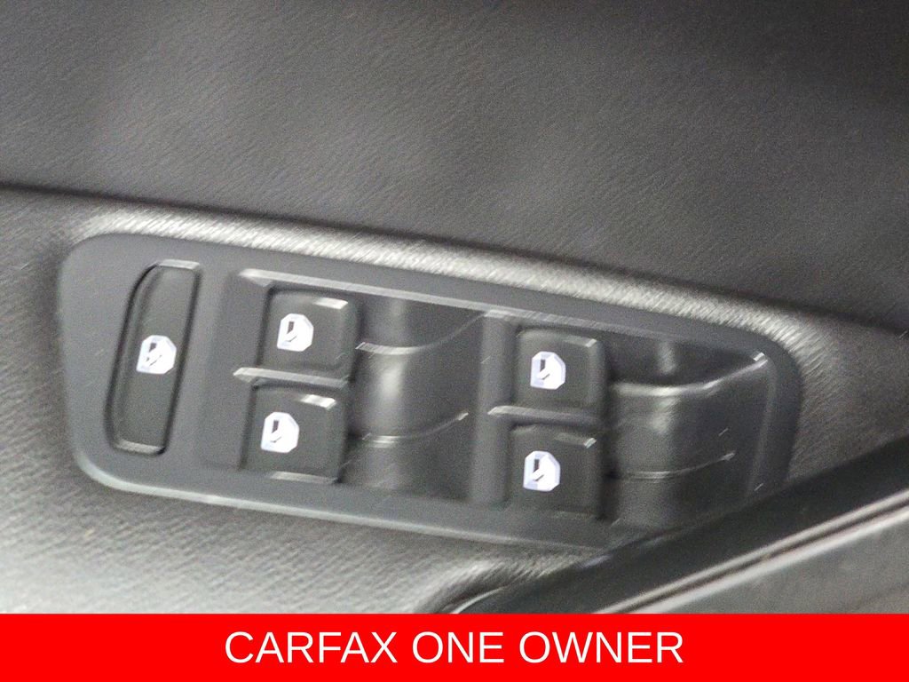 Used 2017 Volkswagen Golf Wolfsburg Edition image 28