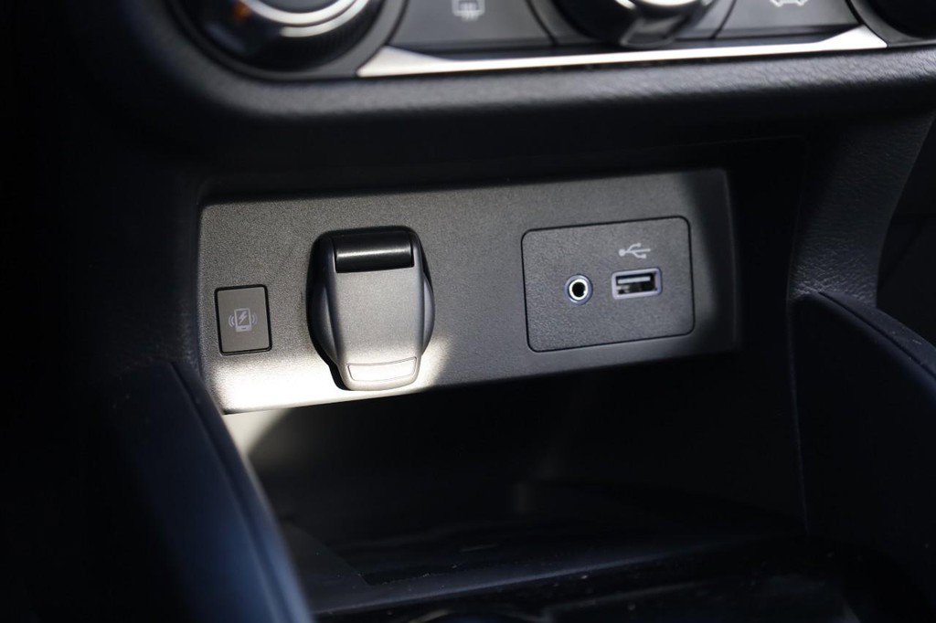 New 2025 Nissan Versa SV w/ Trunk Package image 14