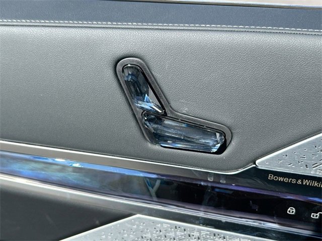 Certified 2024 BMW i7 xDrive60 image 22
