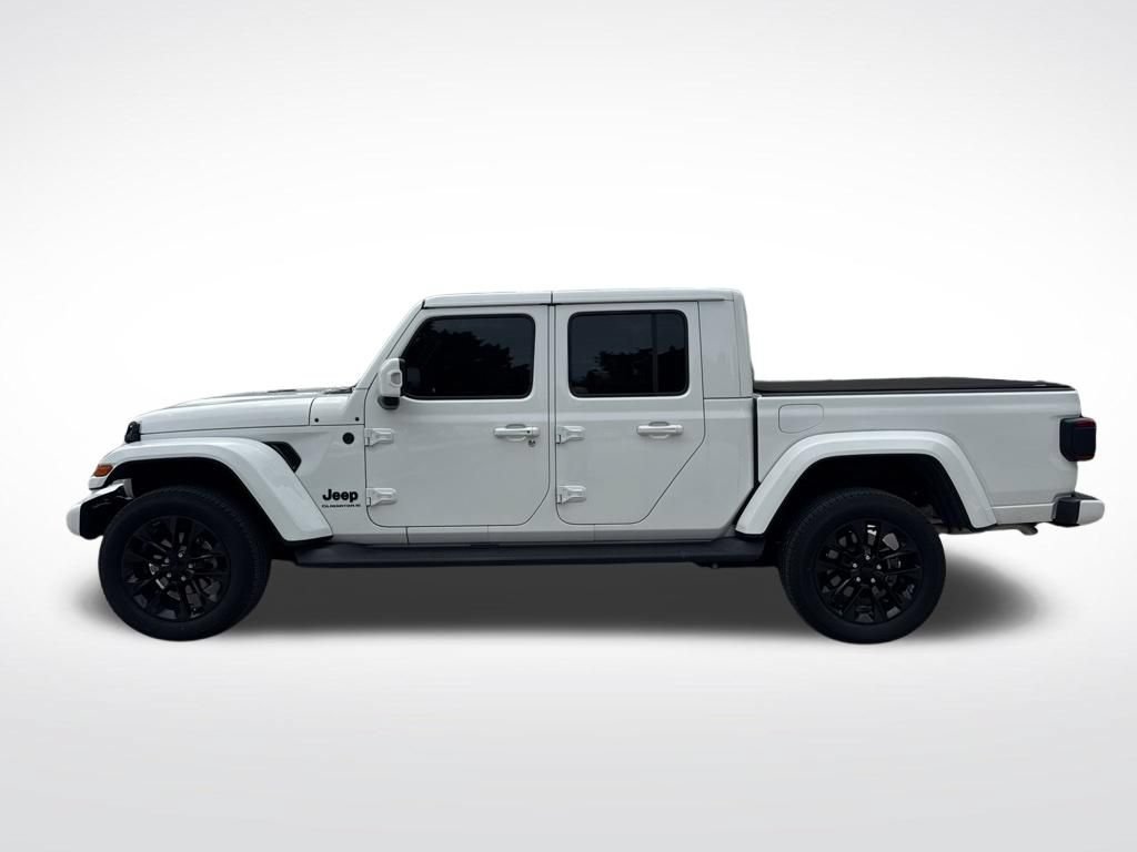 Used 2023 Jeep Gladiator Overland AWD/4WD image 8