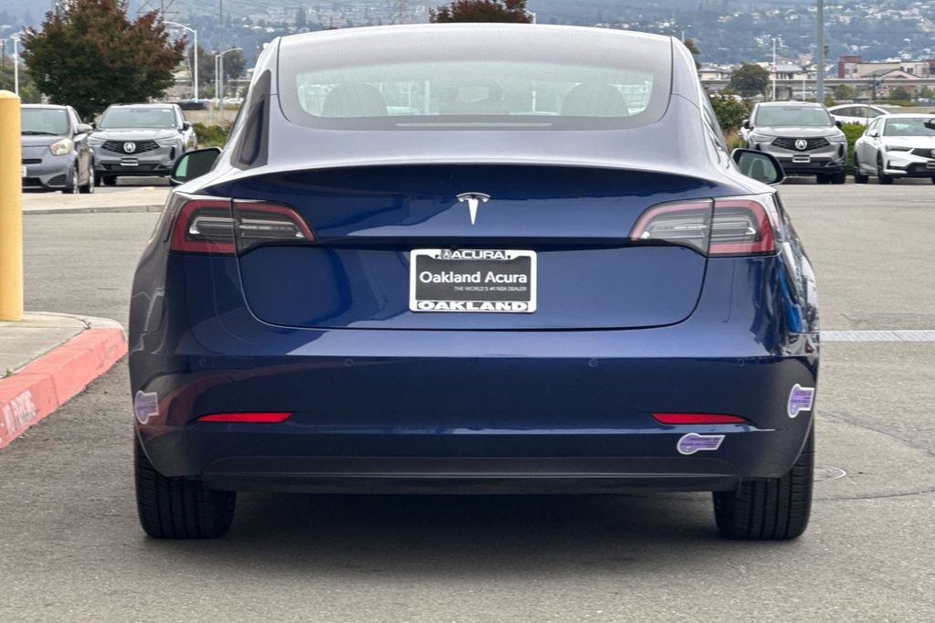 Used 2018 Tesla Model 3 Long Range RWD image 5
