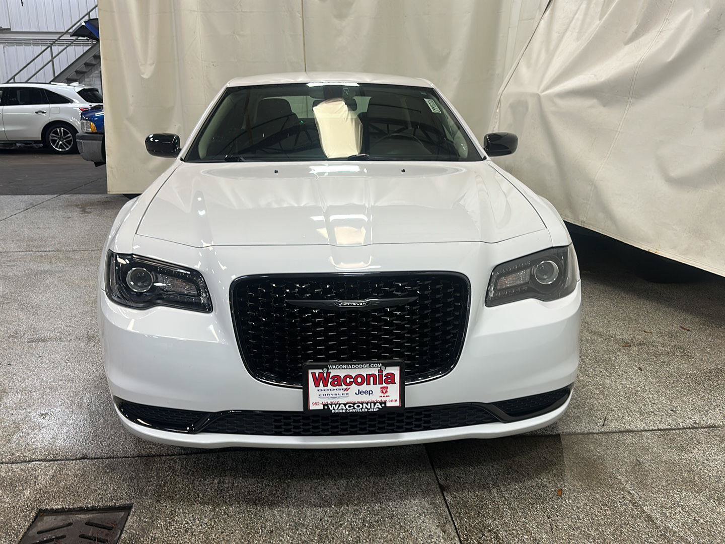 Used 2021 Chrysler 300 Touring w/ Sport Appearance Package RWD image 8