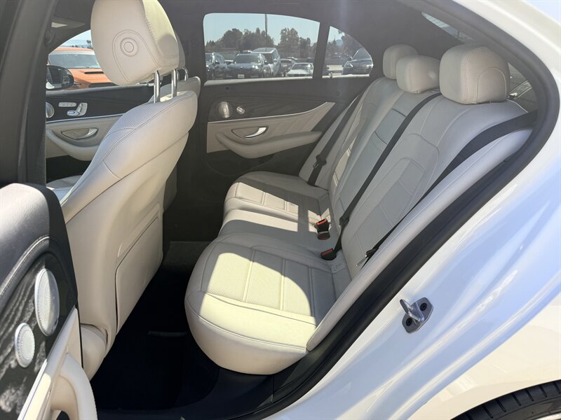 Used 2018 Mercedes-Benz E 43 AMG 4MATIC Sedan image 24