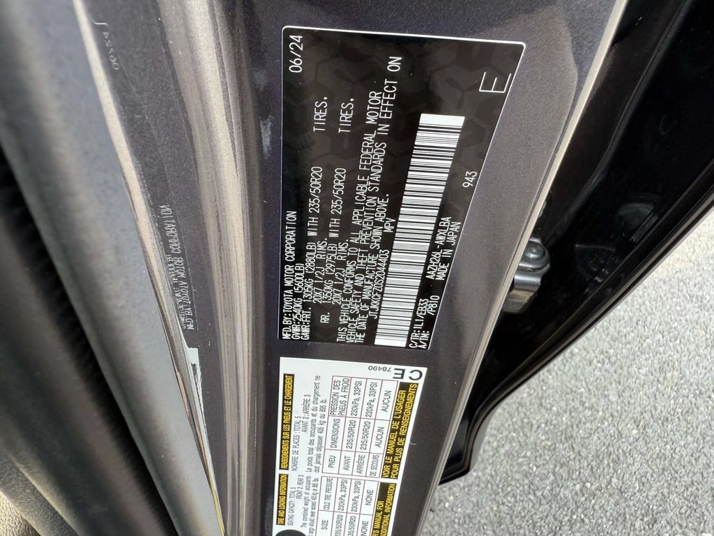 Used 2025 Lexus NX 450h+ F Sport w/ Towing Package (2000 Lbs) AWD/4WD image 32
