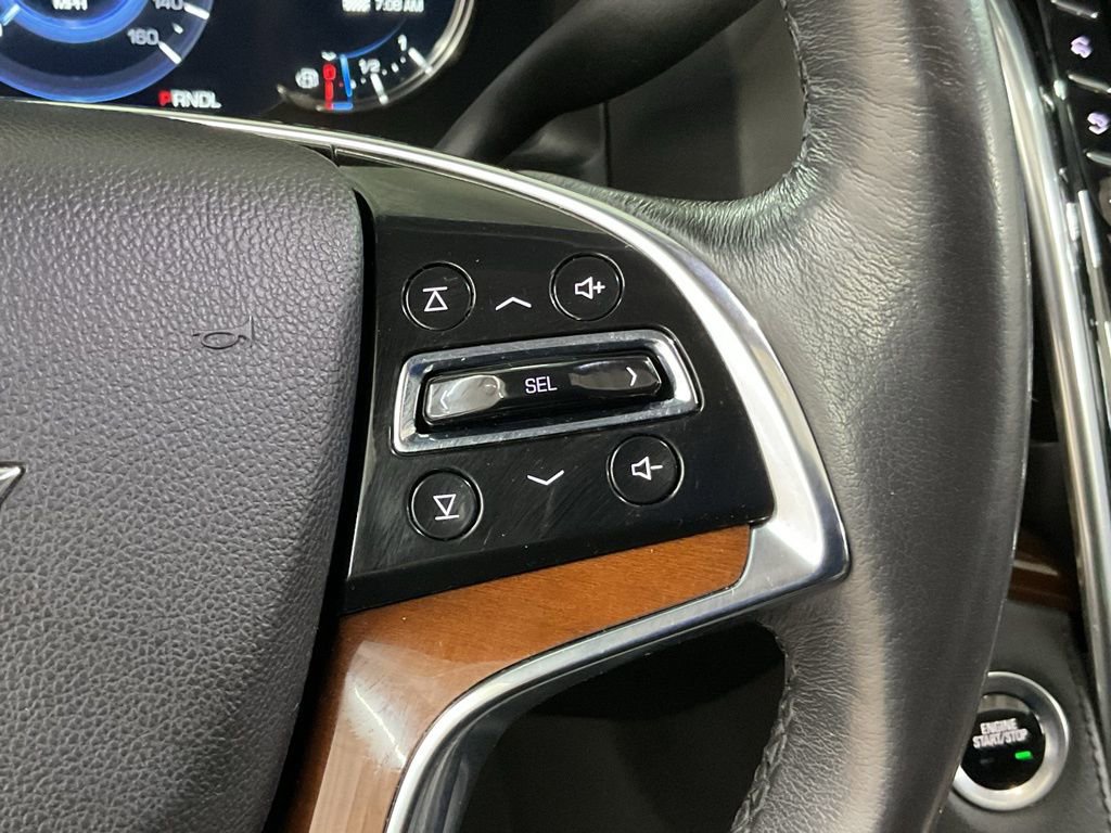 Used 2019 Cadillac Escalade Luxury image 10