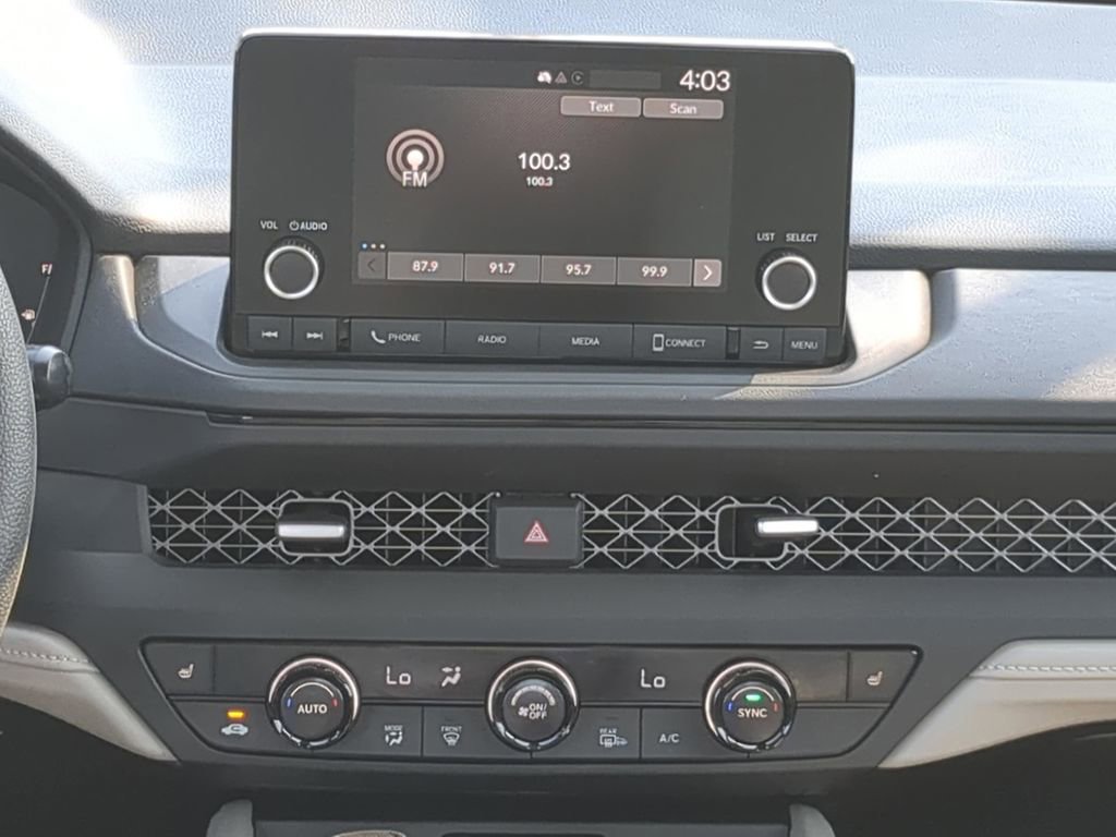 Used 2025 Honda Accord SE image 16