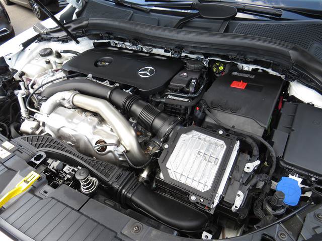 Used 2026 Mercedes-Benz GLA 250 4MATIC image 9