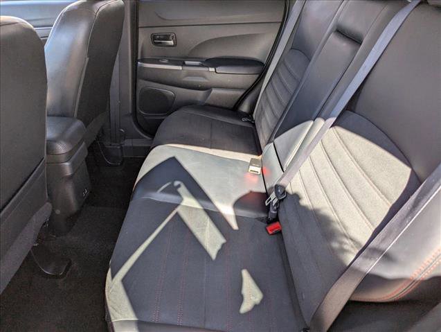 Used 2024 Mitsubishi Outlander Sport SE image 16