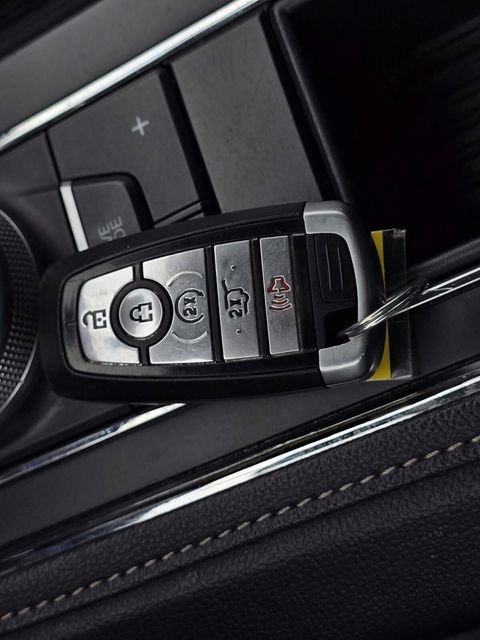 Used 2024 Ford Expedition XLT RWD image 32