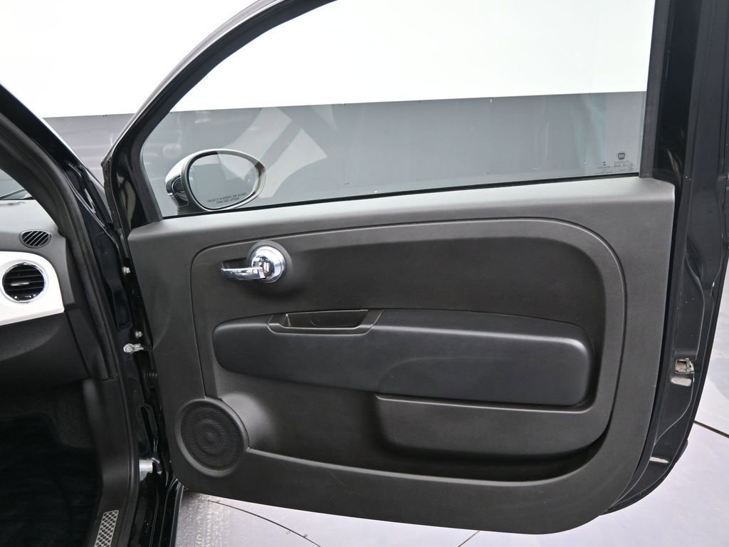 Used 2013 FIAT 500 Gucci image 32