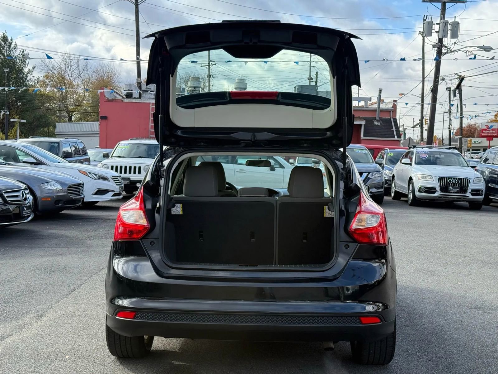 Used 2013 Ford Focus SE image 9