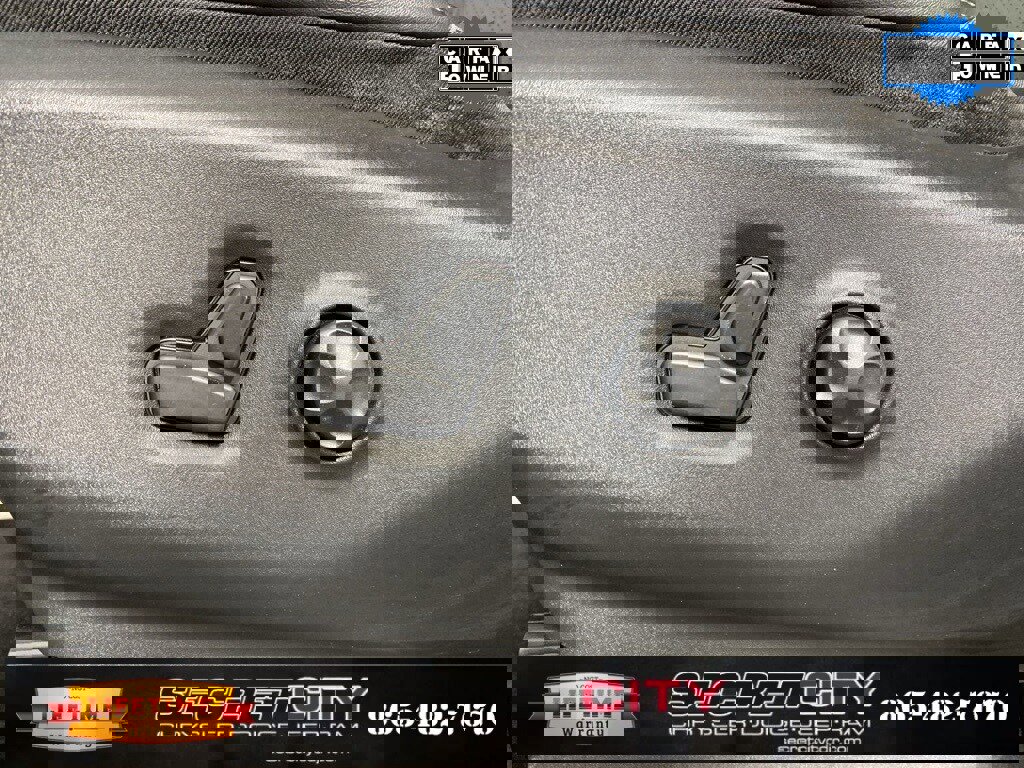 Used 2024 Chrysler Pacifica Touring-L image 13